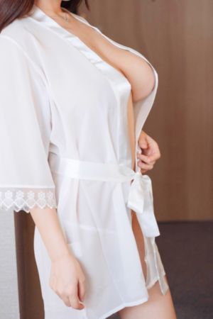 婷婷六月天综合_BD英语迅雷电影在线