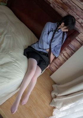 色多多污版_超清完整视频观看