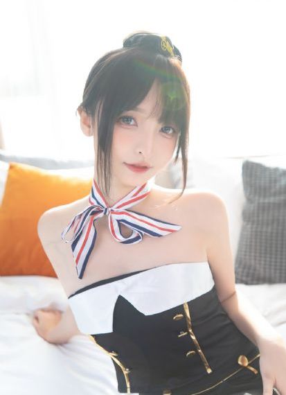 老师让我吃她胸_BD英语全集免费播放